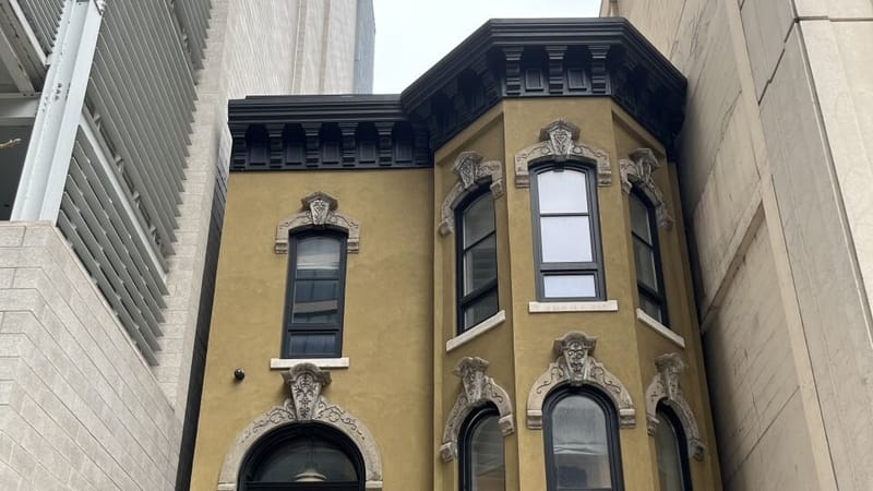 No image description available.