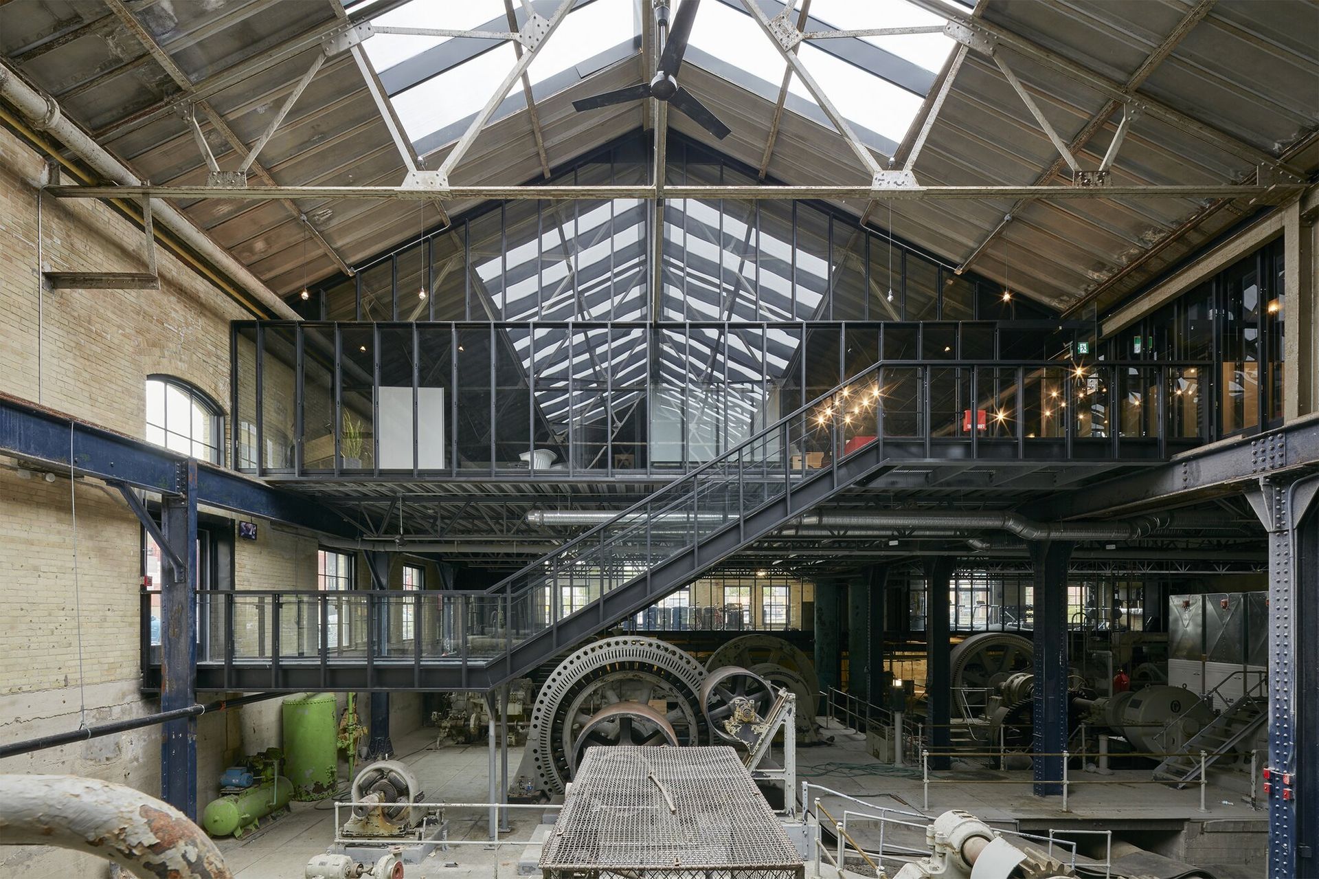 No image description available.