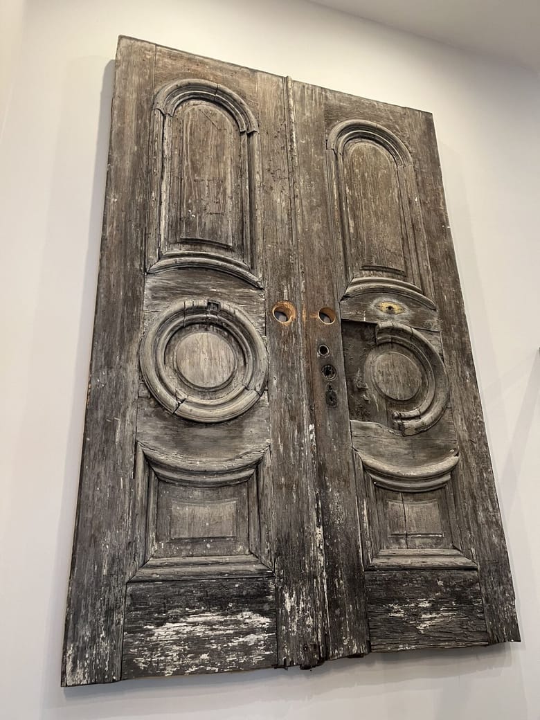 No image description available.