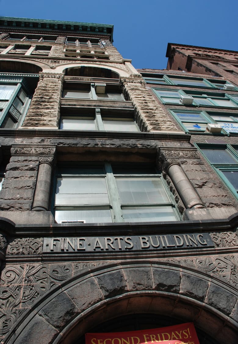 No image description available.