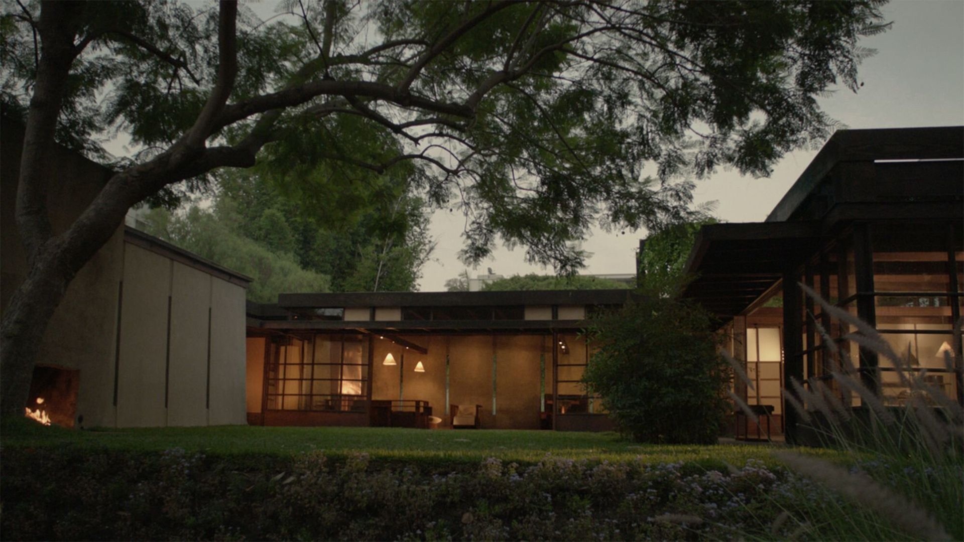 No image description available.