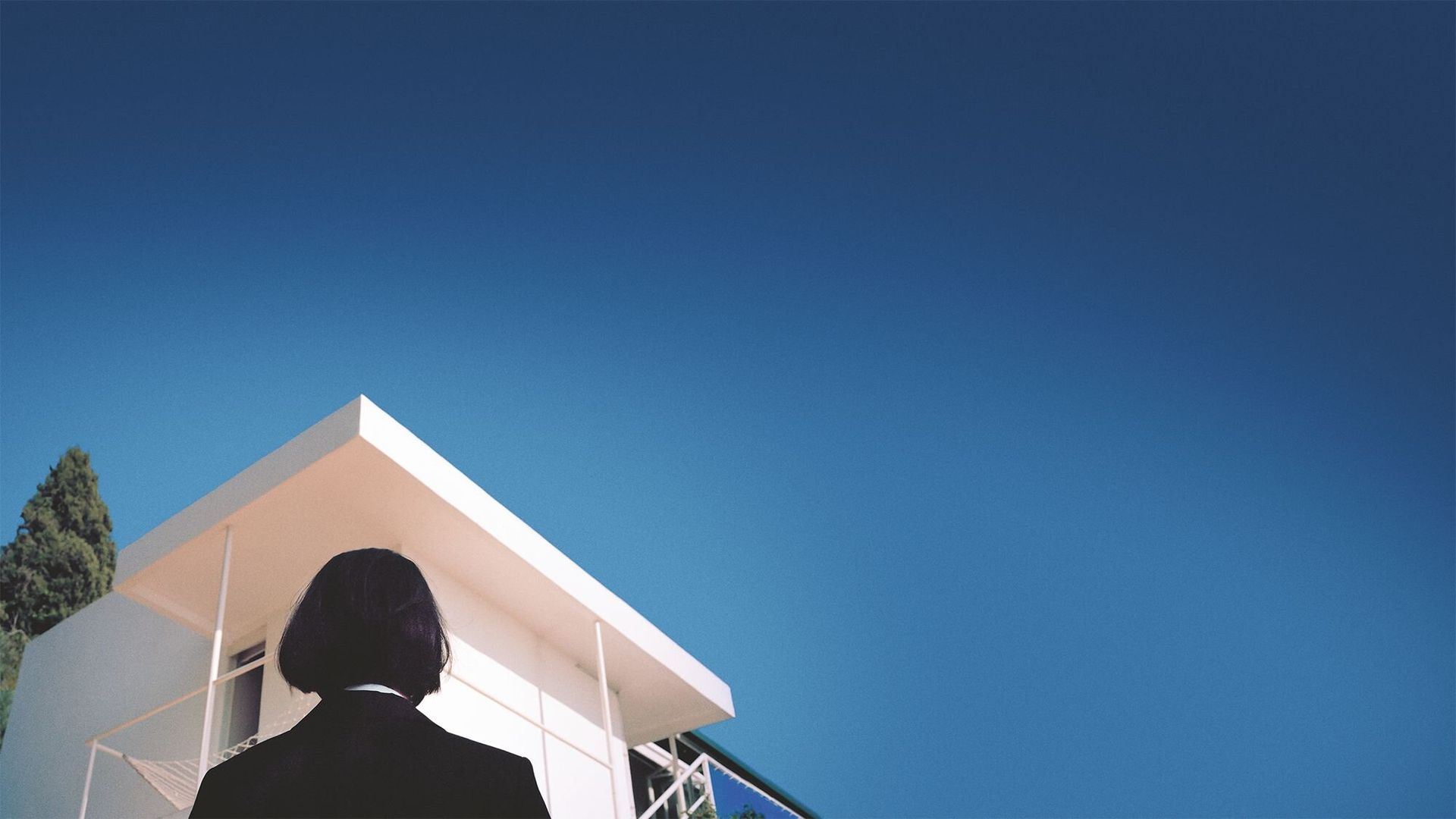 No image description available.