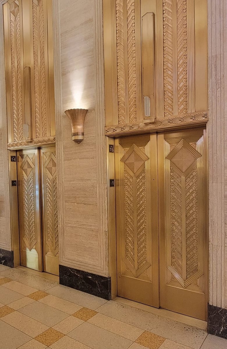 Merchandise Mart, elevators.