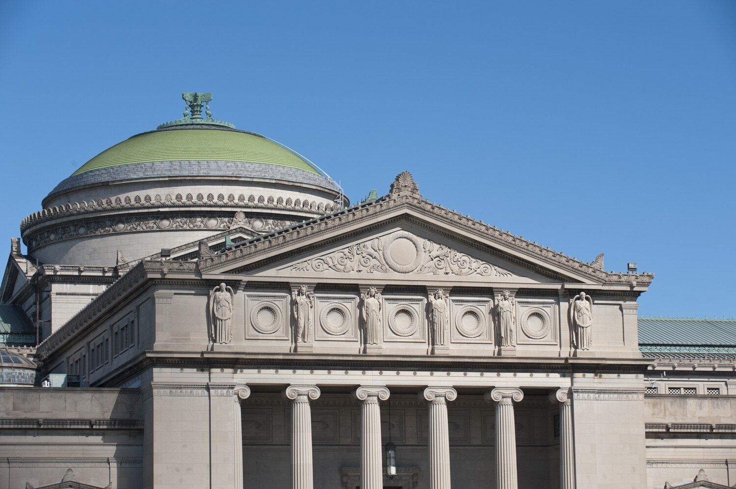 No image description available.