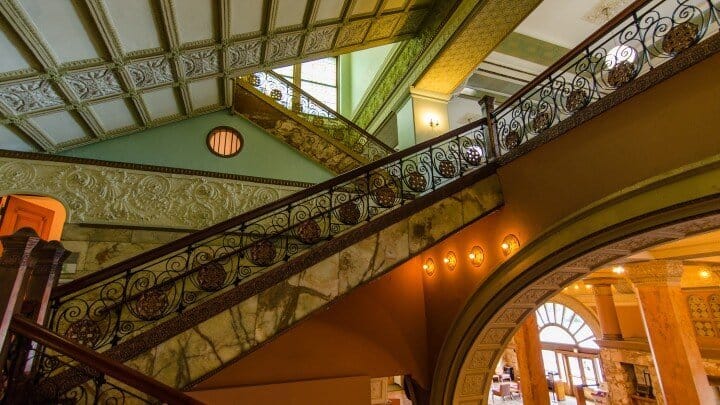 No image description available.