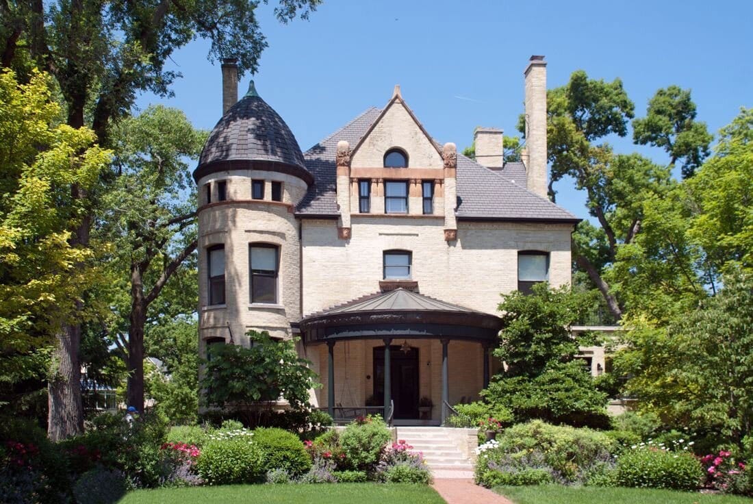 No image description available.