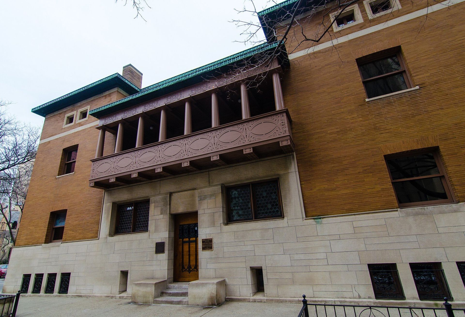 No image description available.