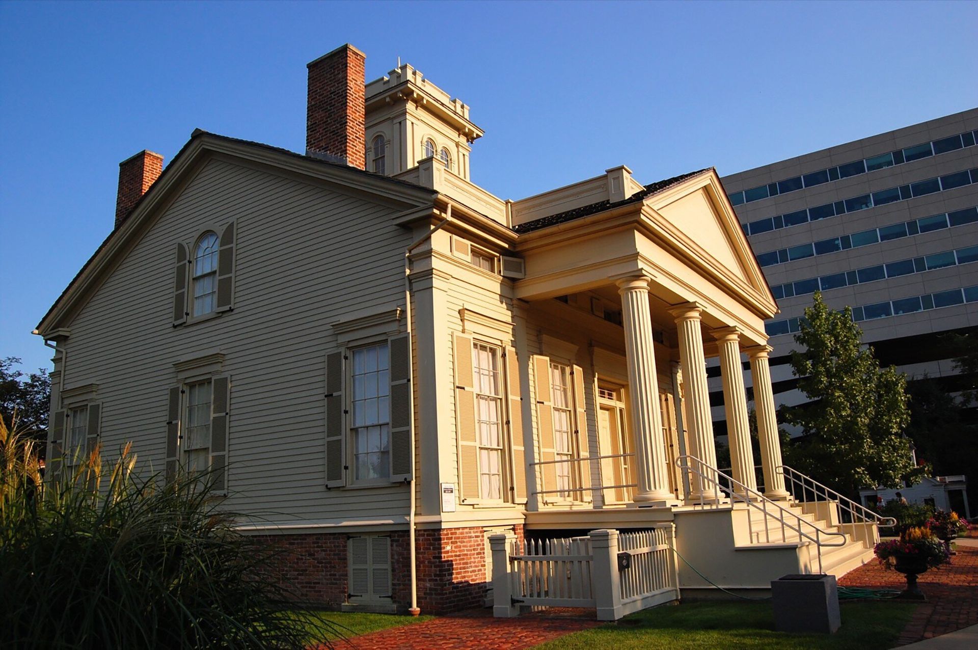 No image description available.